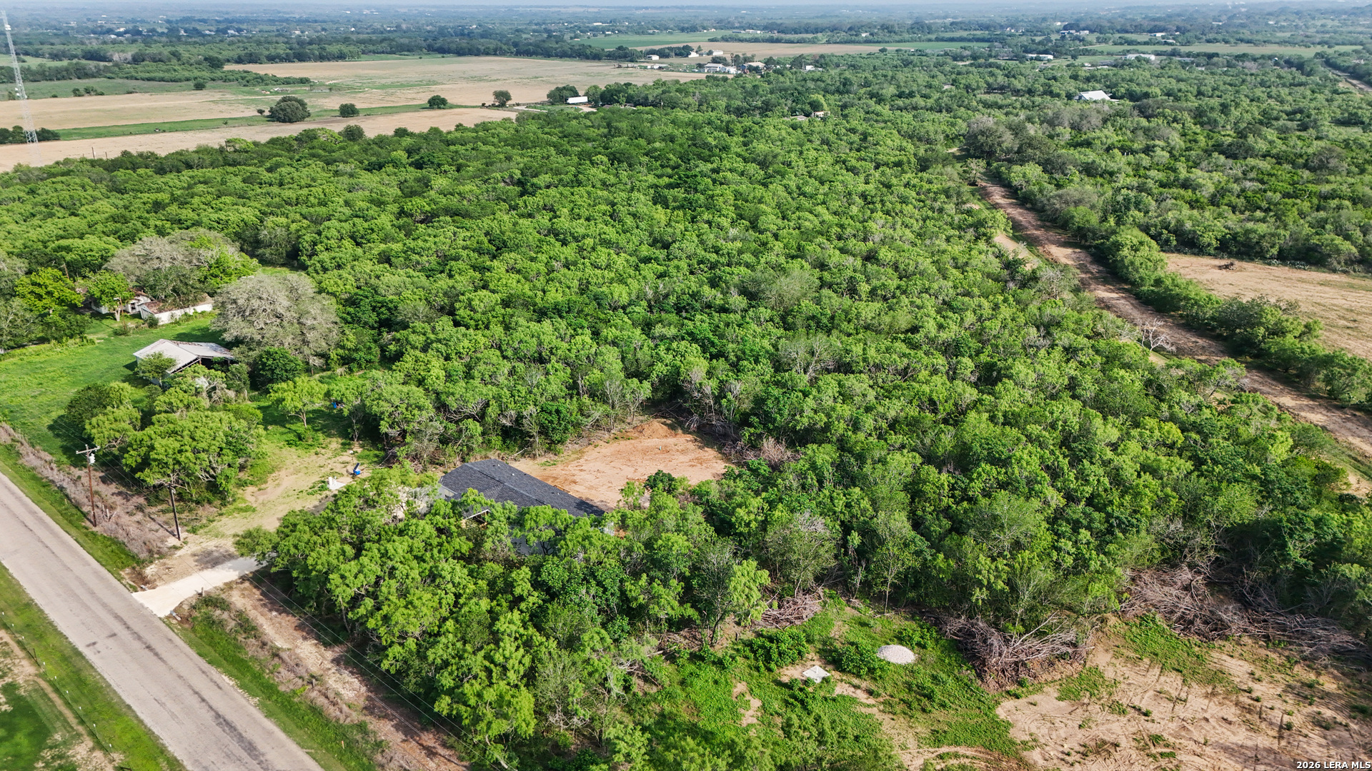 697 County Road 664 Devine TX 78016