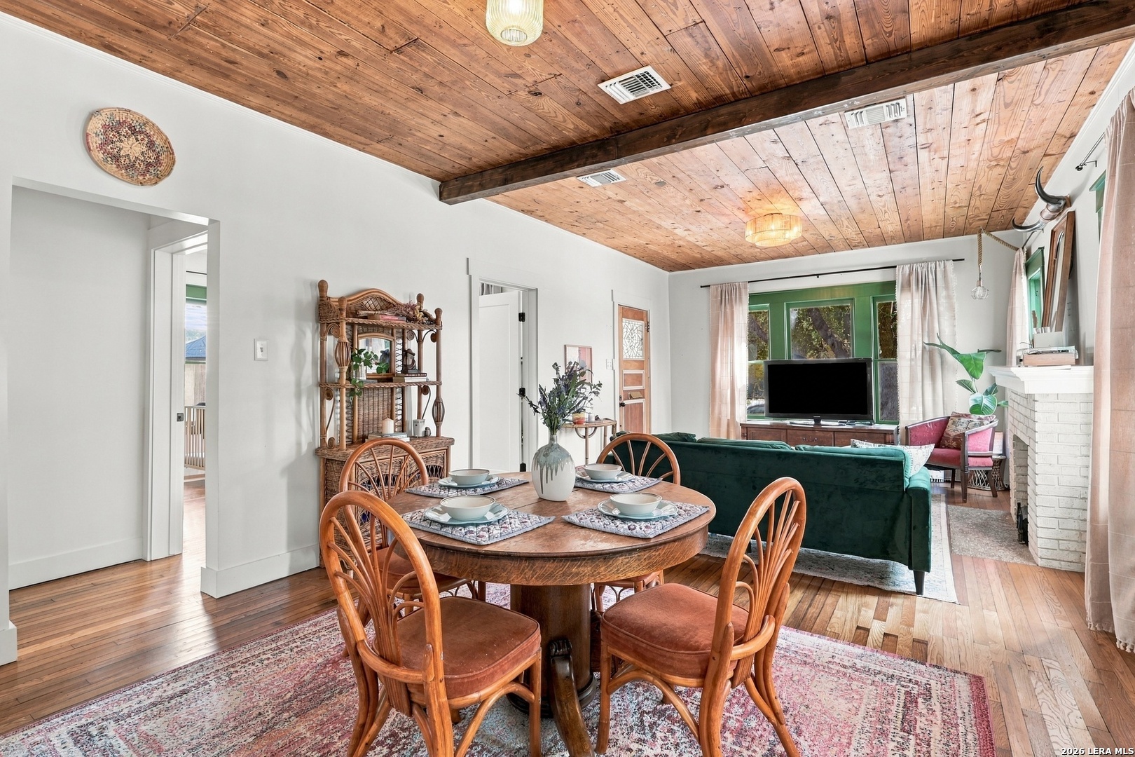 619 W Lullwood Avenue San Antonio TX 78212