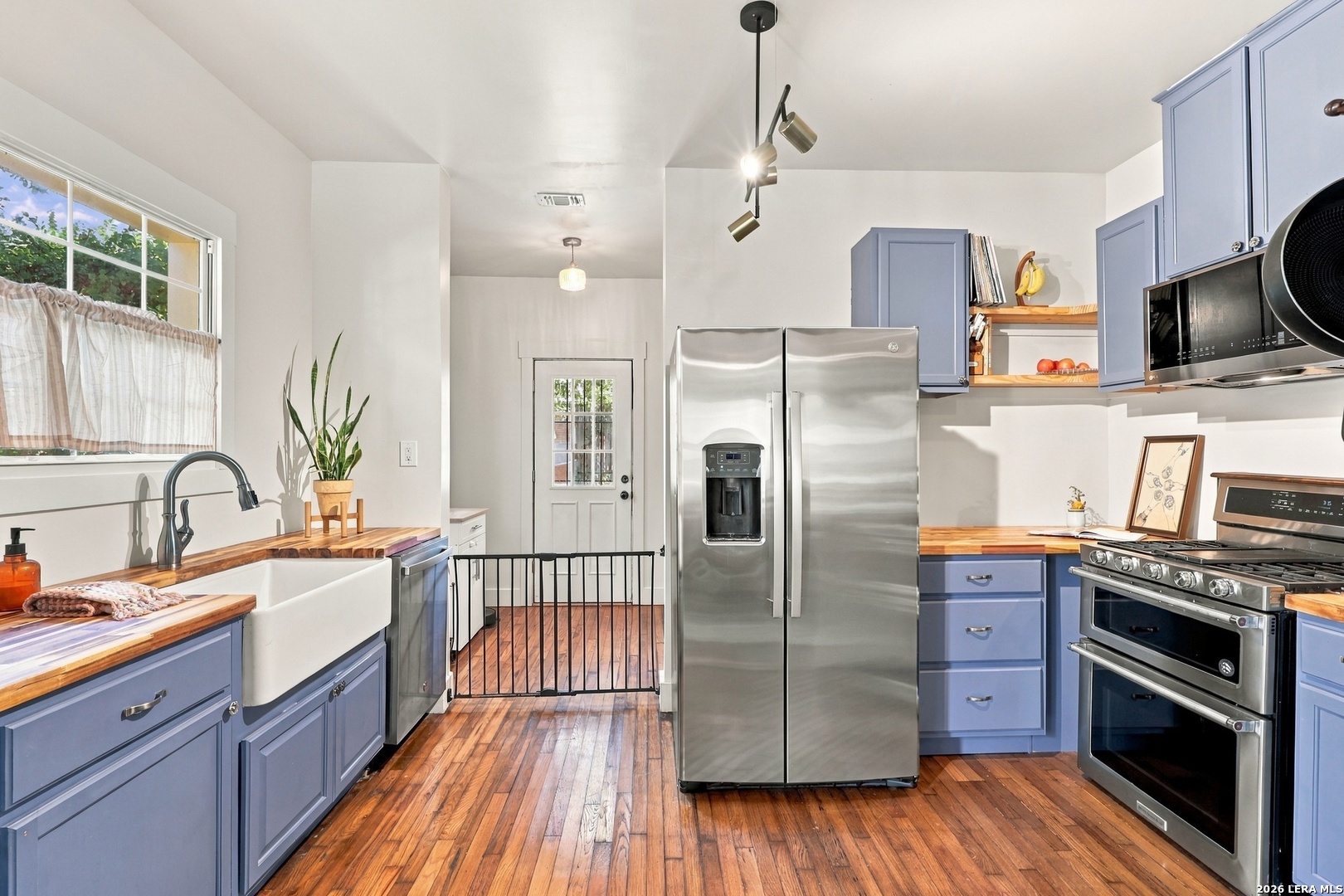 619 W Lullwood Avenue San Antonio TX 78212