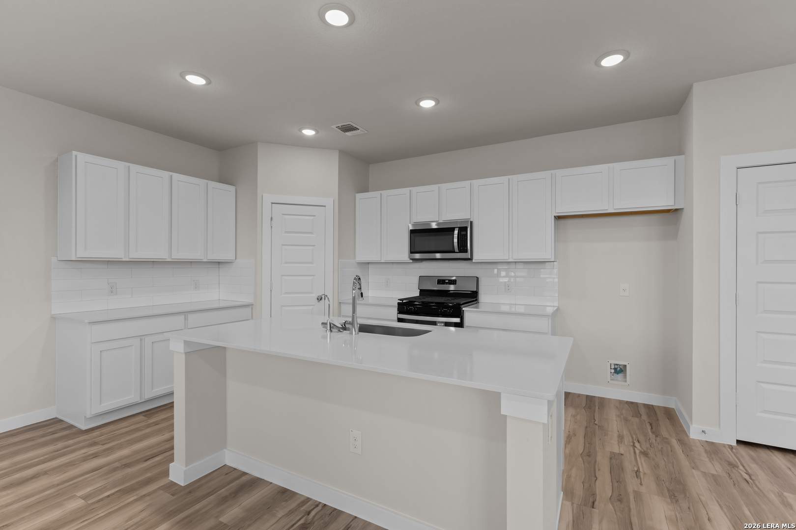 2327 Crisp Glen San Antonio TX 78224