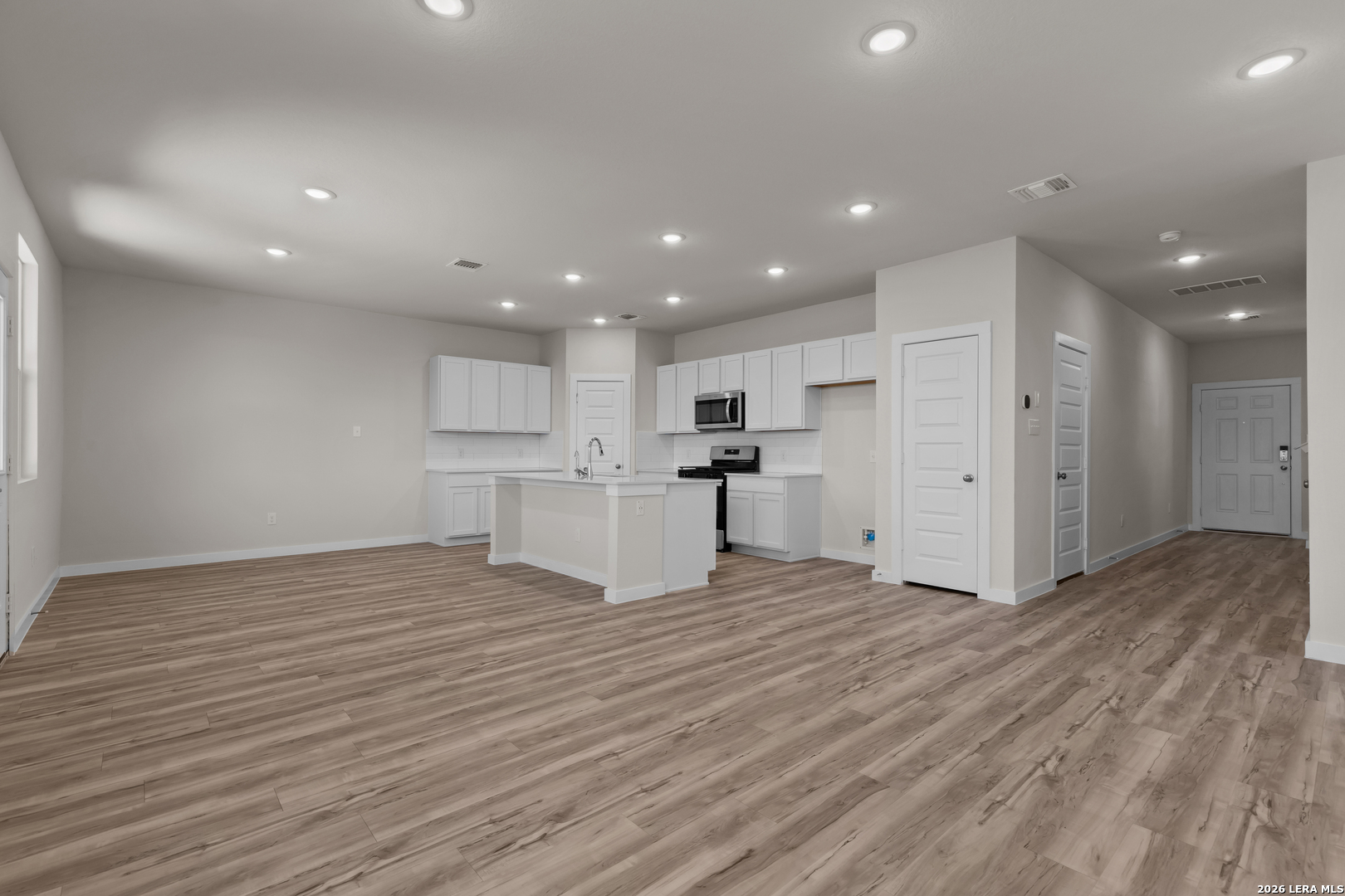 2327 Crisp Glen San Antonio TX 78224