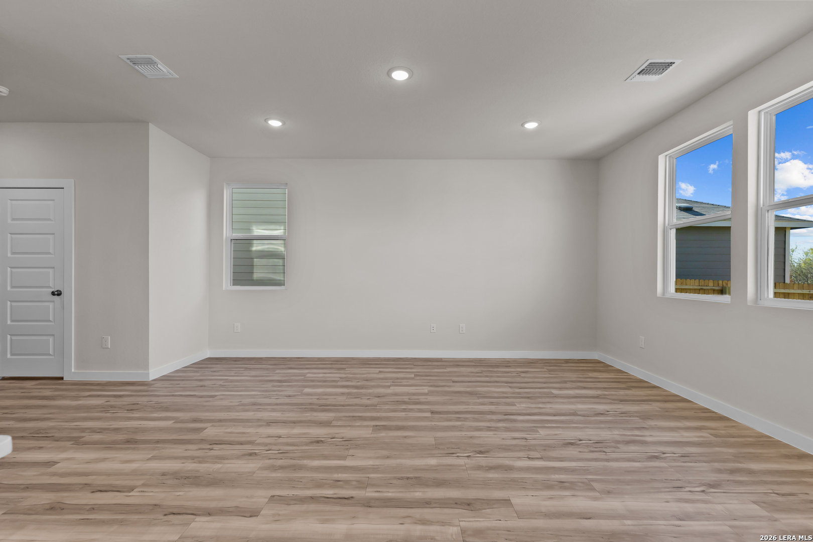 2327 Crisp Glen San Antonio TX 78224
