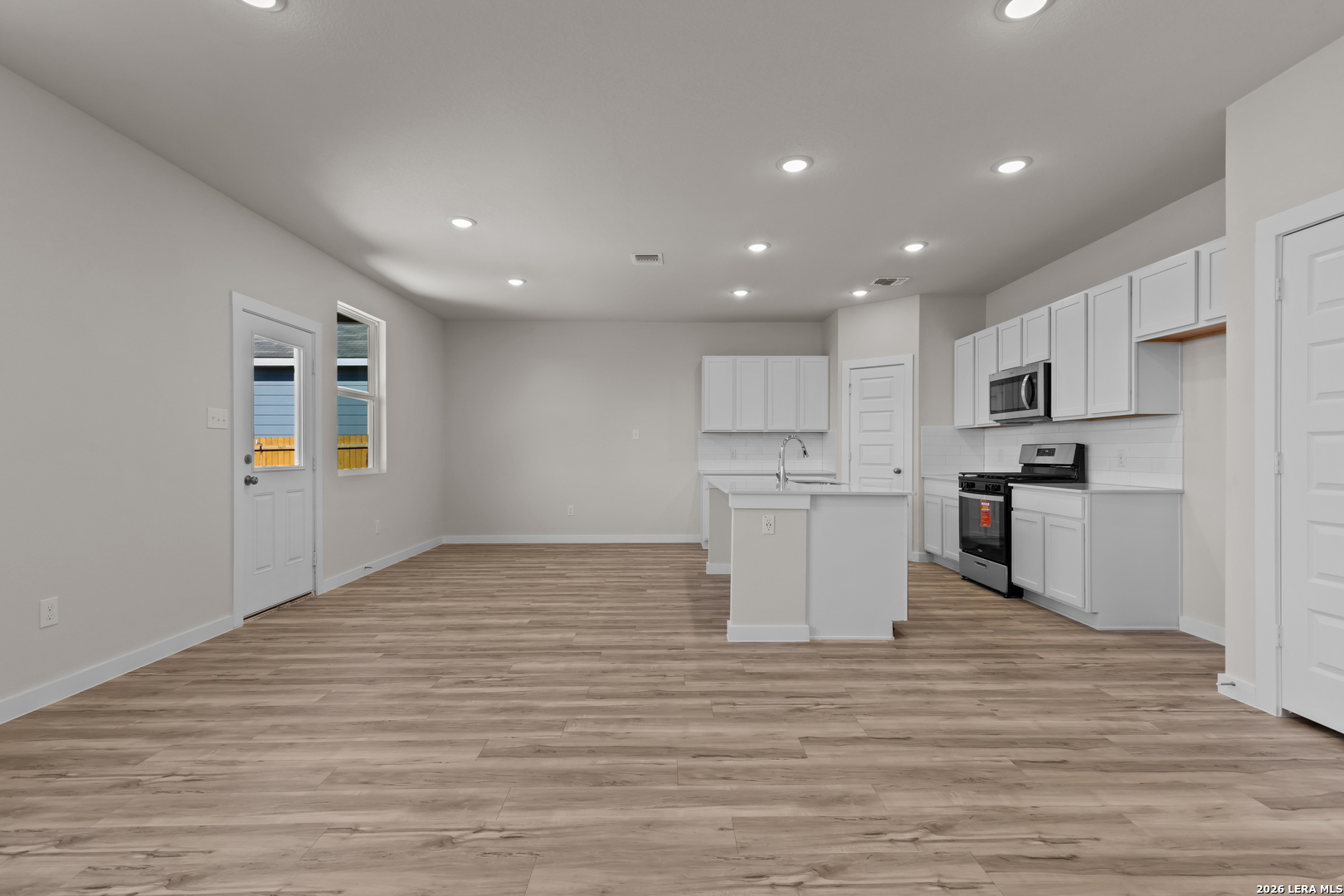 2327 Crisp Glen San Antonio TX 78224