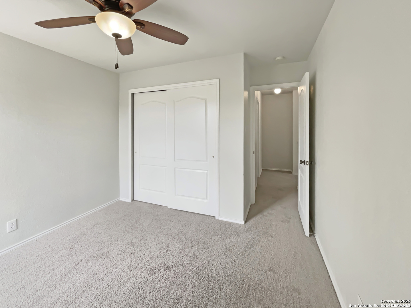 7815 Hedrick Farm San Antonio TX 78239