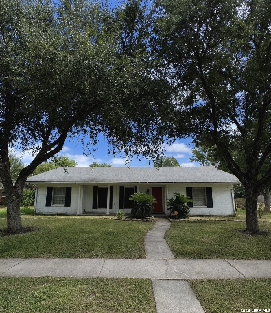 2406 Bon Aire Avenue Victoria TX 77901