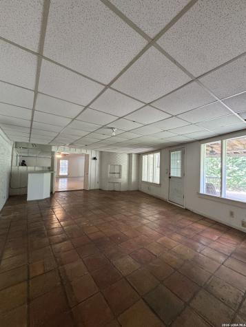2406 Bon Aire Avenue Victoria TX 77901