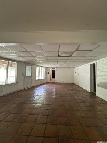 2406 Bon Aire Avenue Victoria TX 77901
