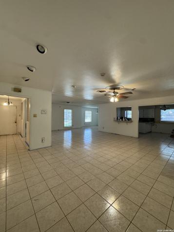 2406 Bon Aire Avenue Victoria TX 77901