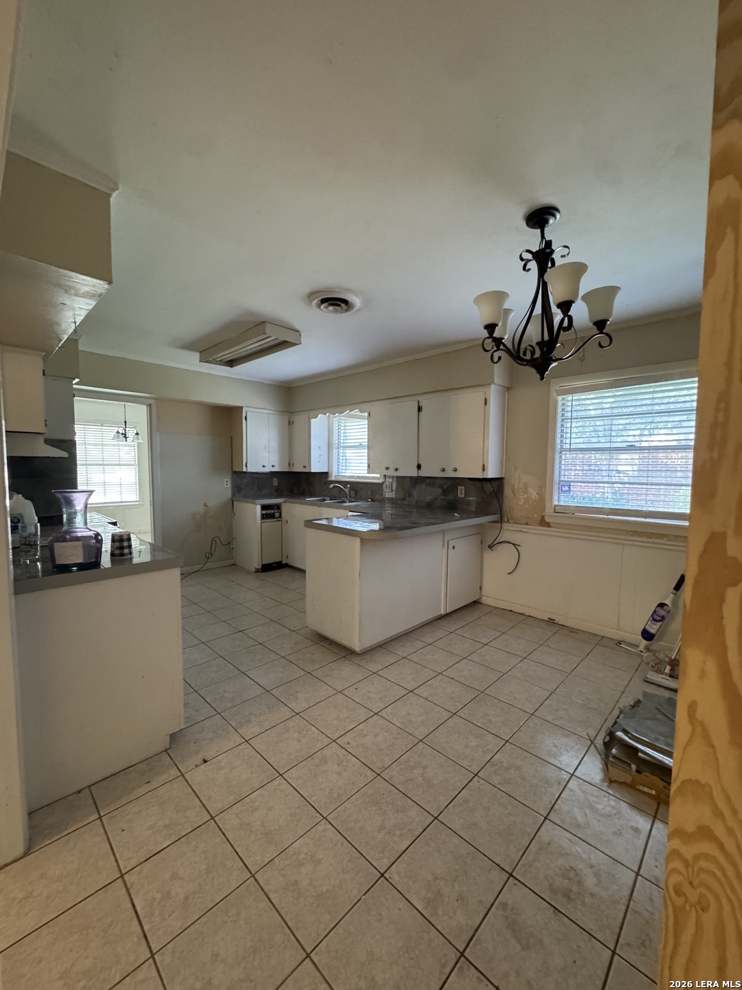 2406 Bon Aire Avenue Victoria TX 77901