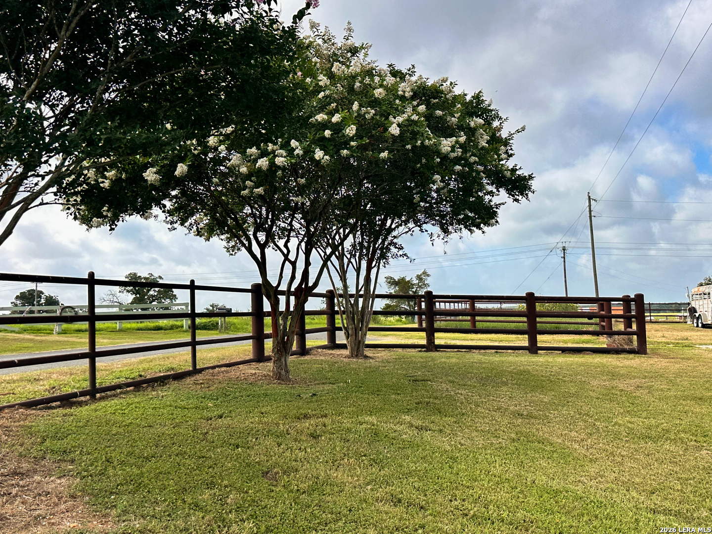 68 County Road 436 Harwood TX 78632