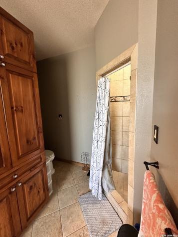 68 County Road 436 Harwood TX 78632