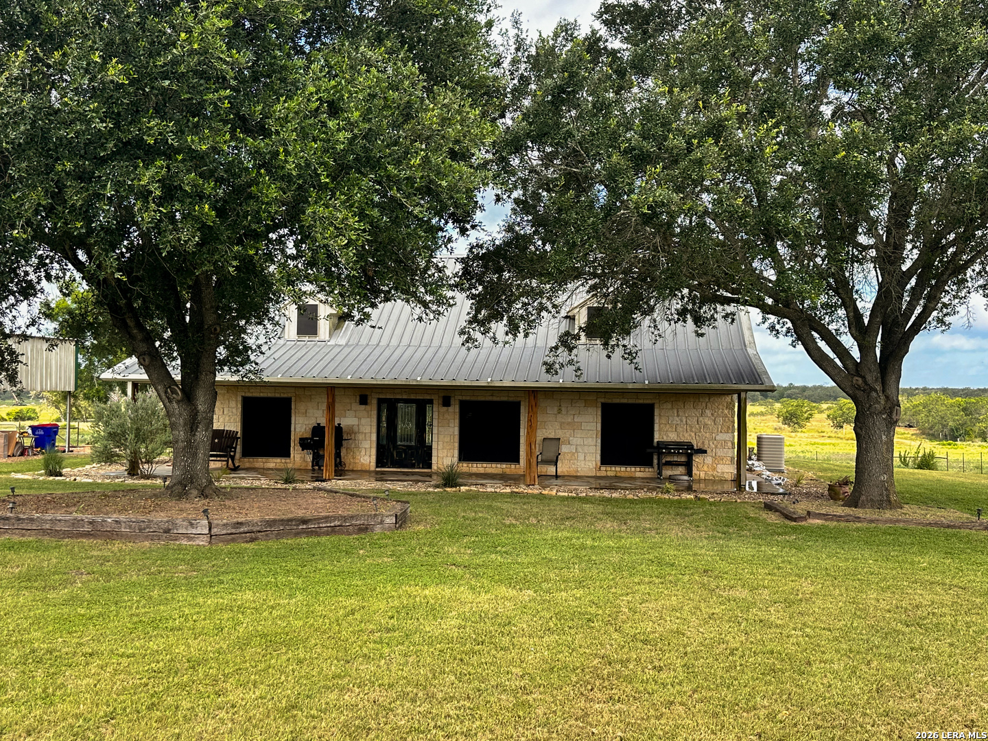68 County Road 436 Harwood TX 78632