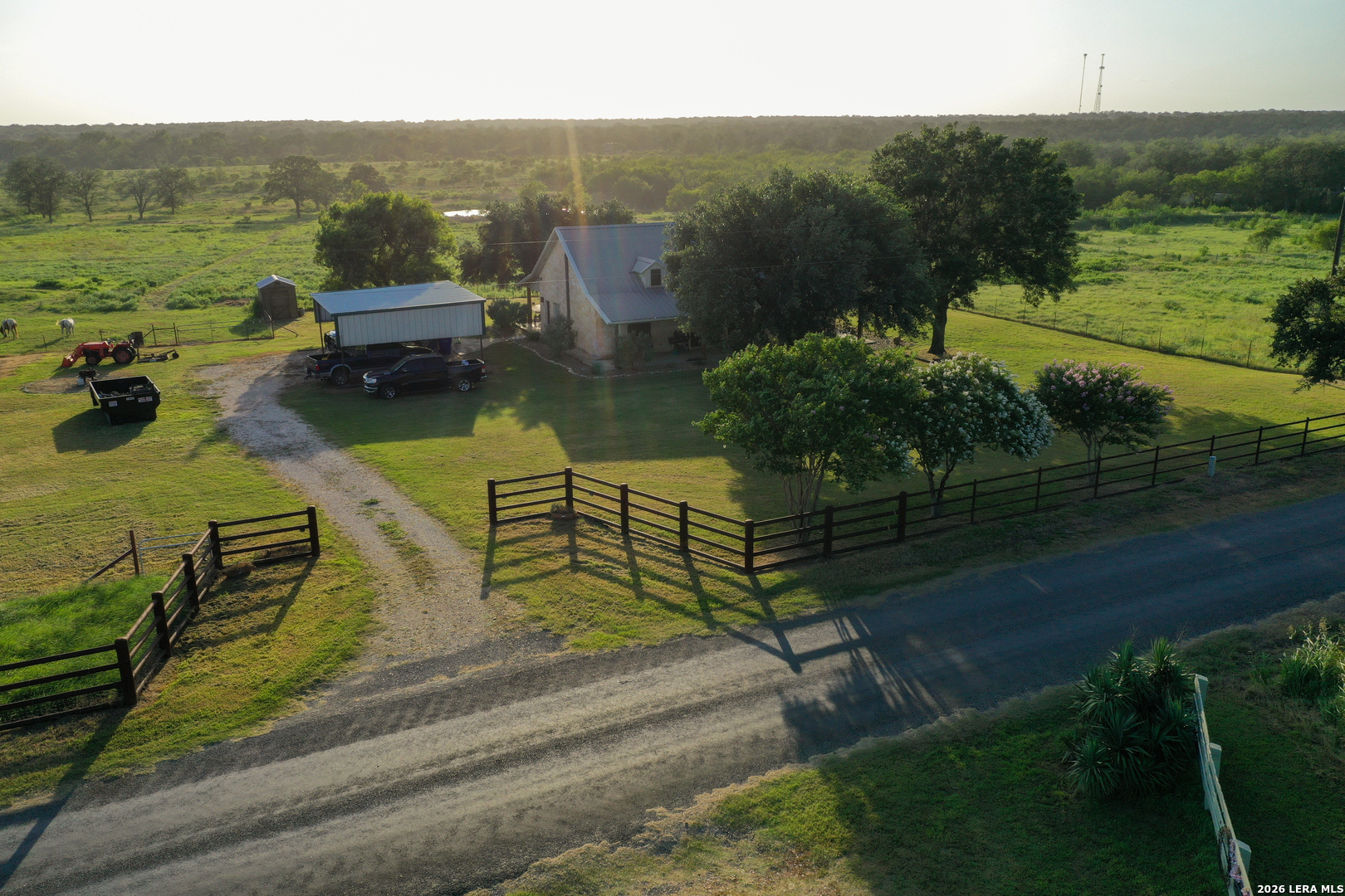68 County Road 436 Harwood TX 78632