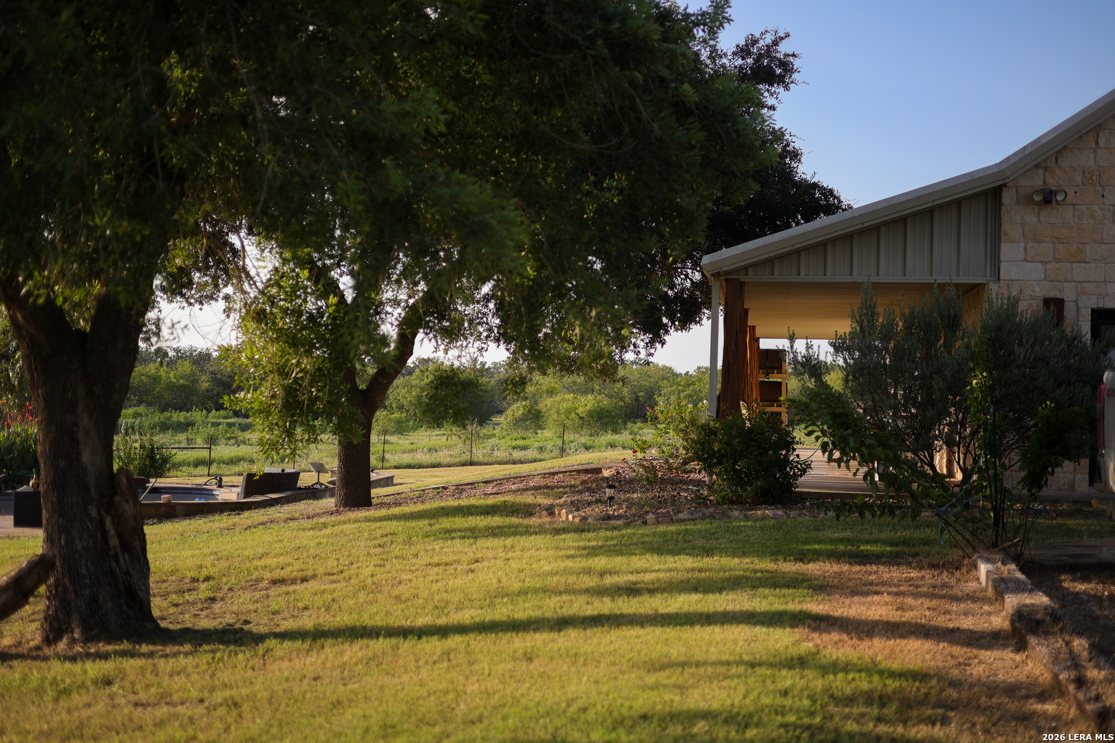 68 County Road 436 Harwood TX 78632
