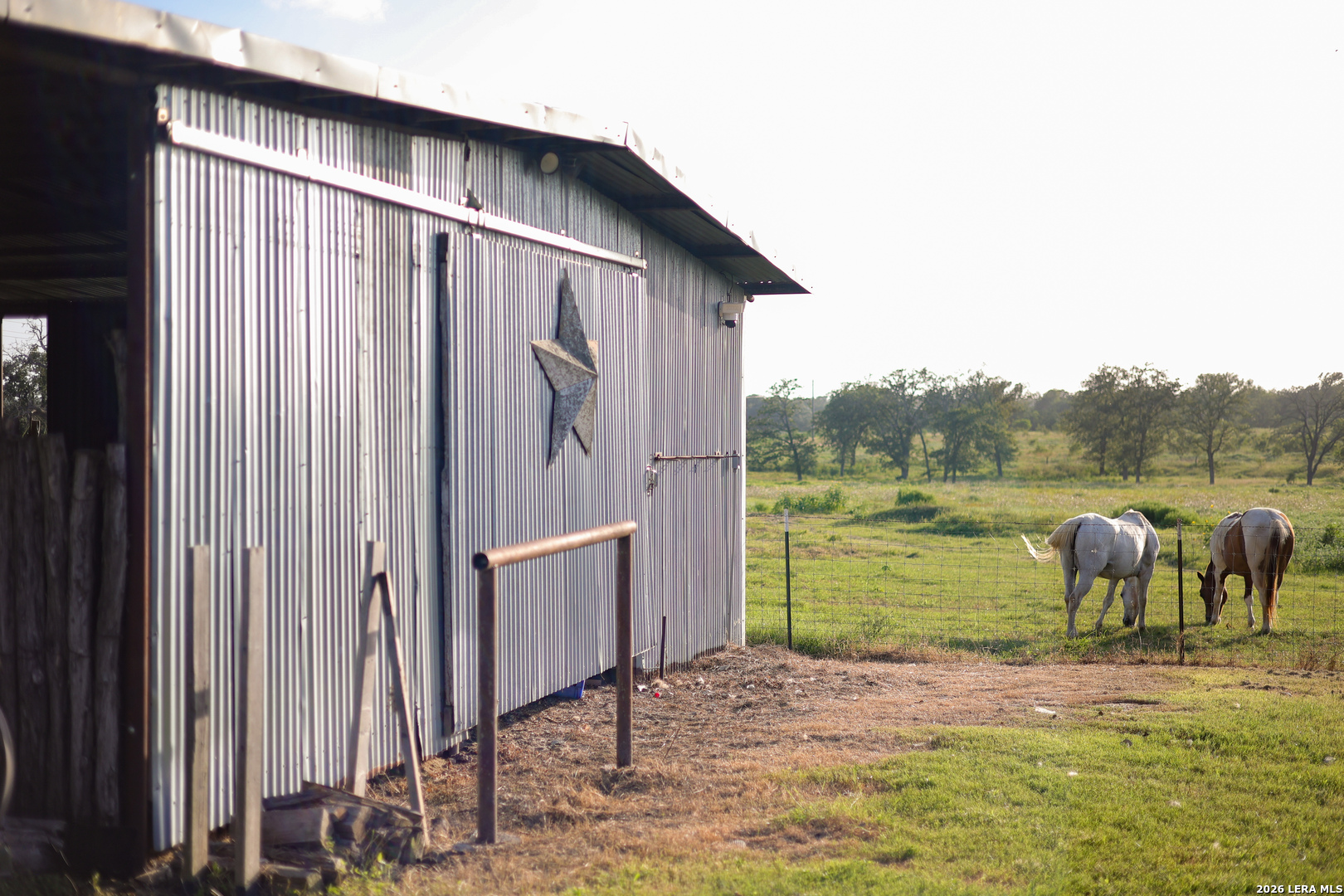 68 County Road 436 Harwood TX 78632