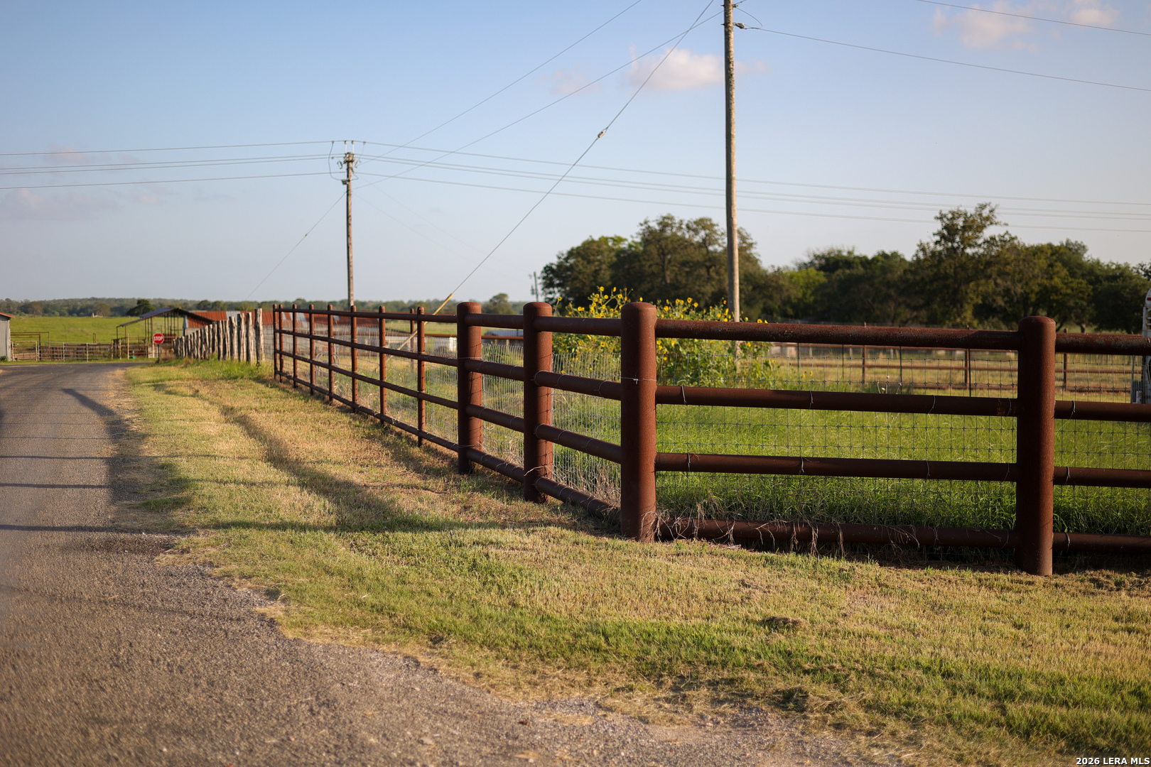 68 County Road 436 Harwood TX 78632
