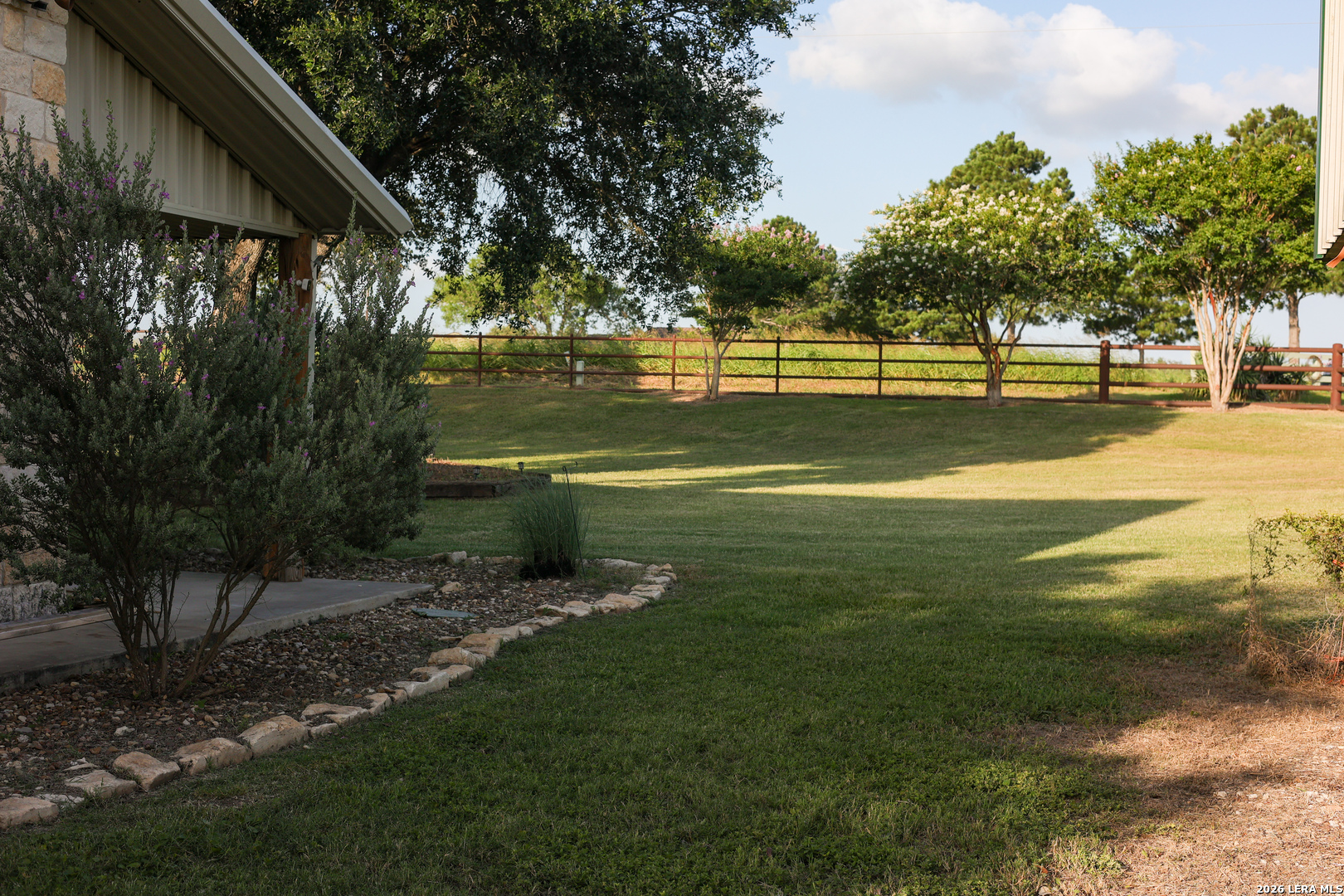 68 County Road 436 Harwood TX 78632