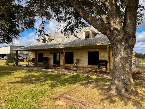 68 County Road 436 Harwood TX 78632