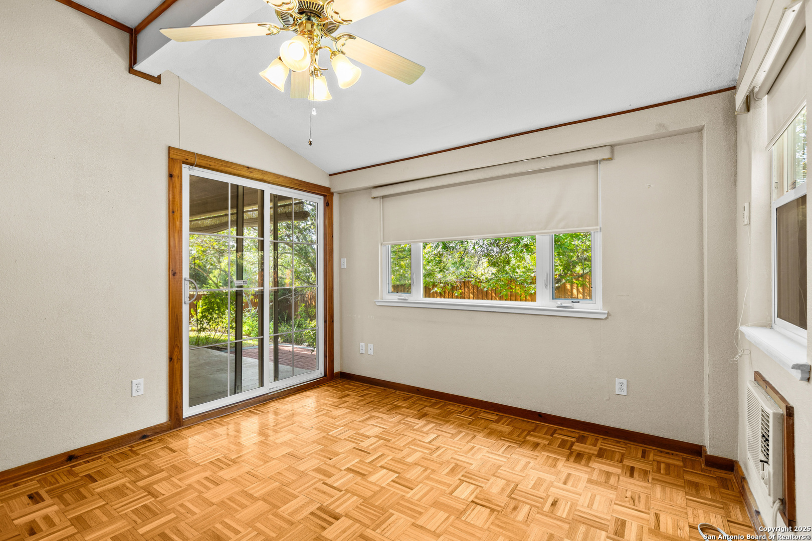 141 Oak Knoll Boerne TX 78006