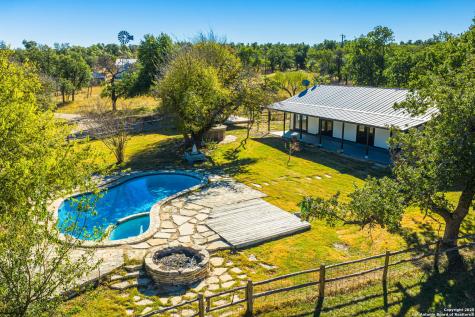 28 Ruger Road Fredericksburg TX 78624