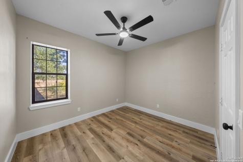 28 Ruger Road Fredericksburg TX 78624