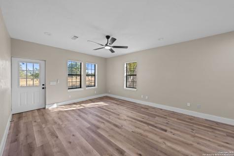 28 Ruger Road Fredericksburg TX 78624