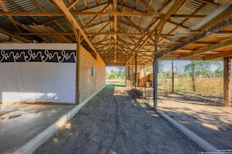 28 Ruger Road Fredericksburg TX 78624
