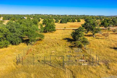 28 Ruger Road Fredericksburg TX 78624