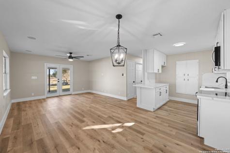 28 Ruger Road Fredericksburg TX 78624