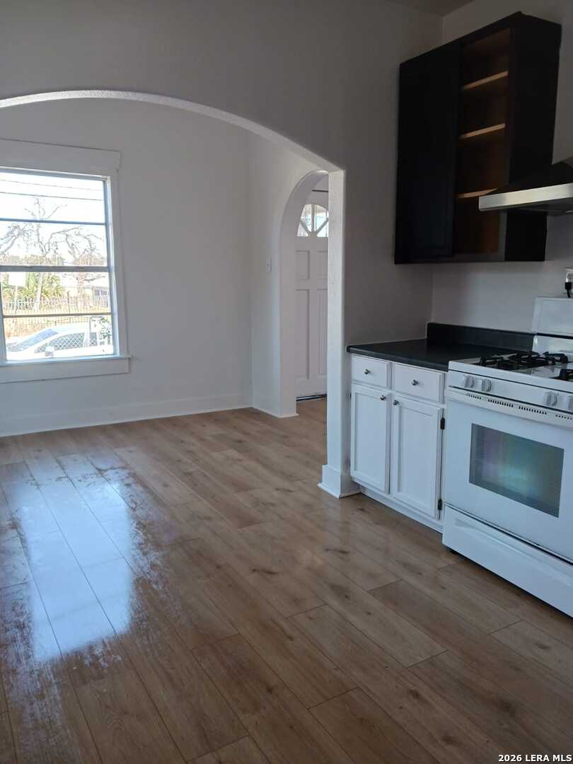 414 W Theo Avenue San Antonio TX 78214