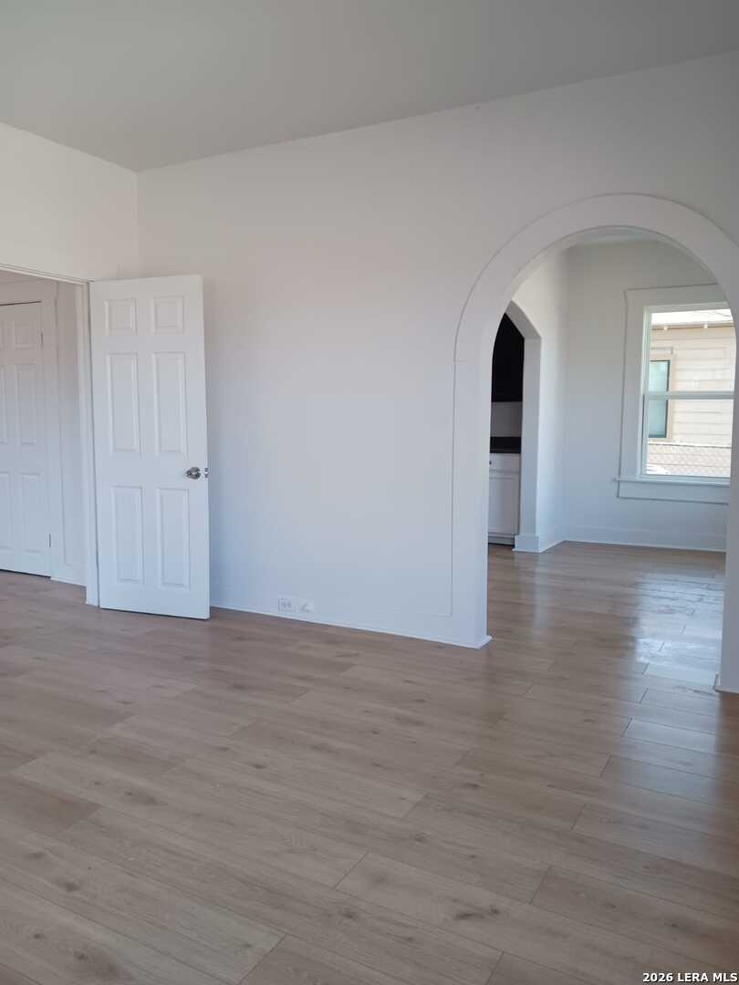 414 W Theo Avenue San Antonio TX 78214