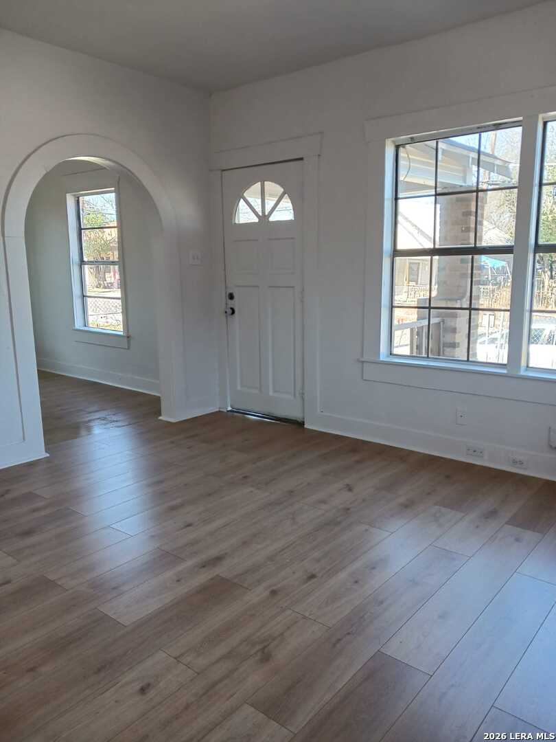 414 W Theo Avenue San Antonio TX 78214