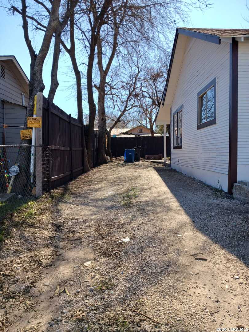 414 W Theo Avenue San Antonio TX 78214