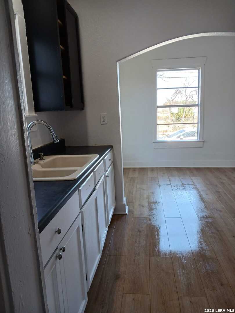 414 W Theo Avenue San Antonio TX 78214