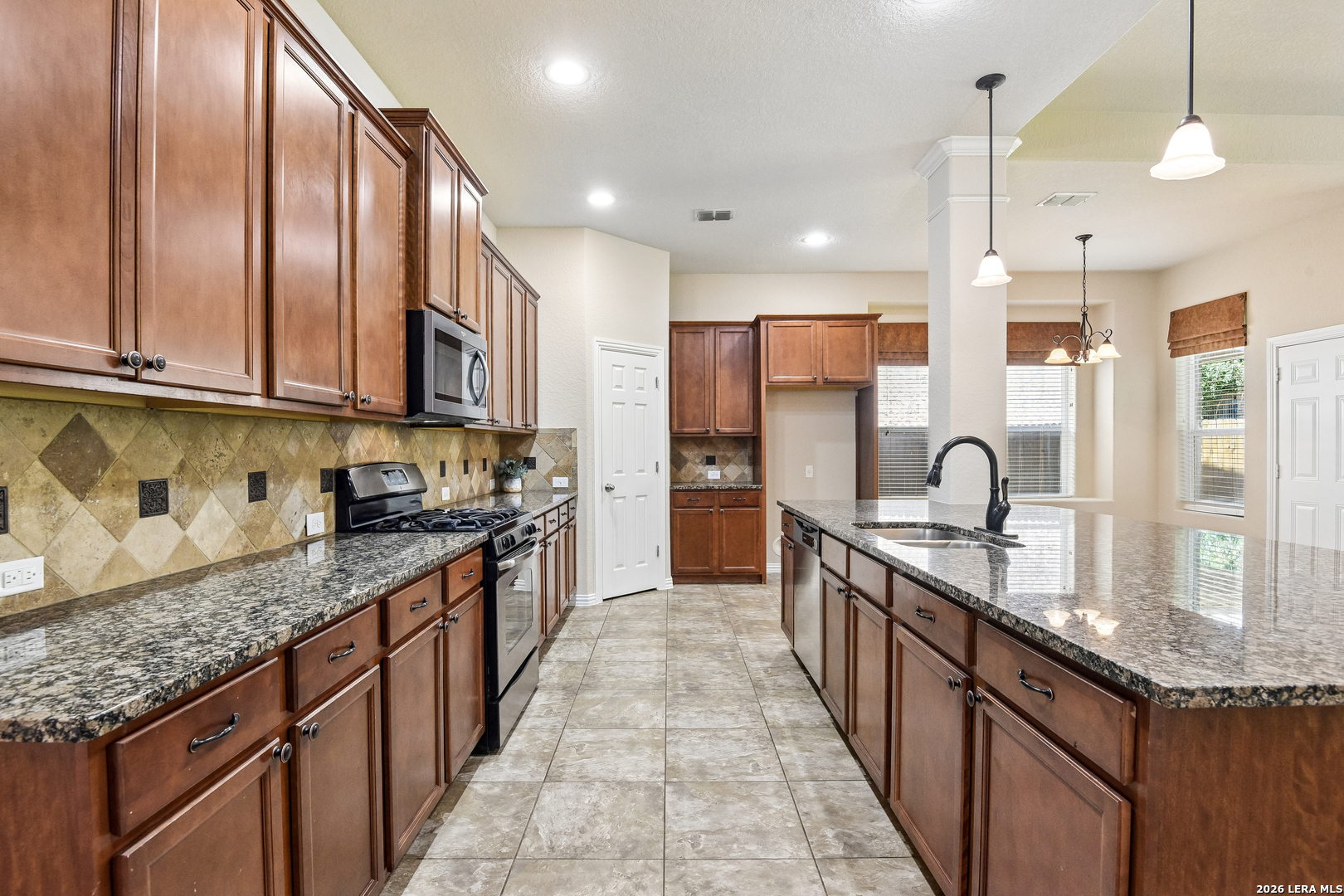 1903 Roaring Fork San Antonio TX 78260