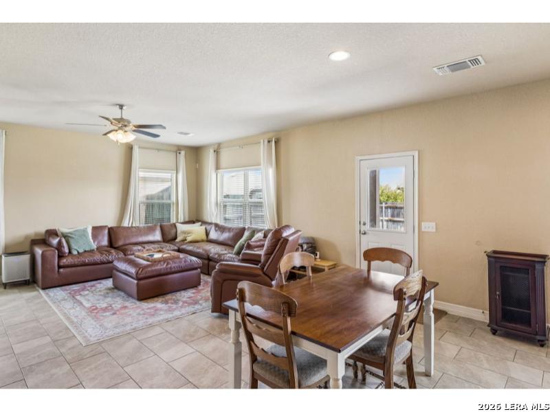 2727 Wheatfield Way New Braunfels TX 78130