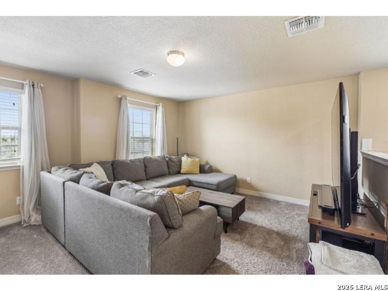 2727 Wheatfield Way New Braunfels TX 78130