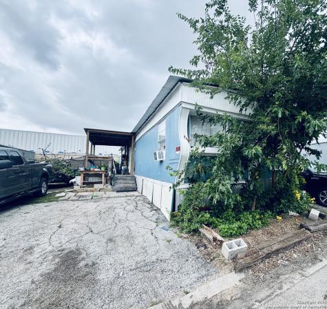 4801 Goldfield San Antonio TX 78218