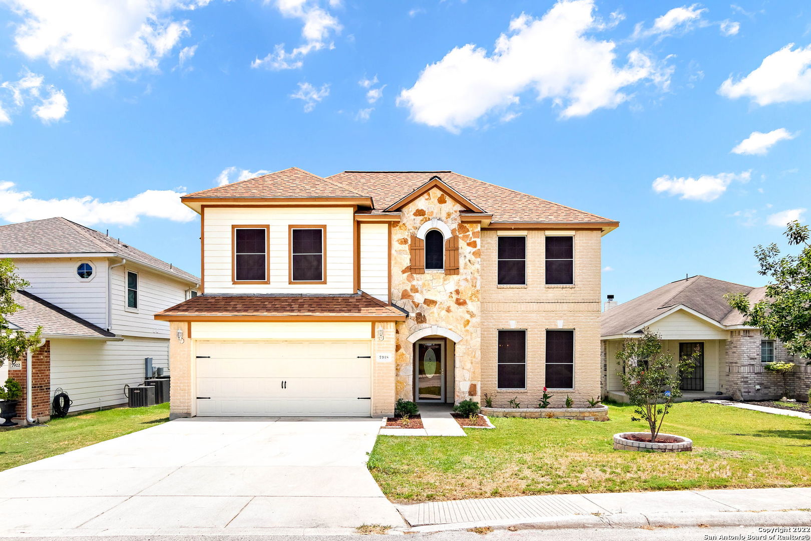 7918 Sterling Manor Converse TX 78109