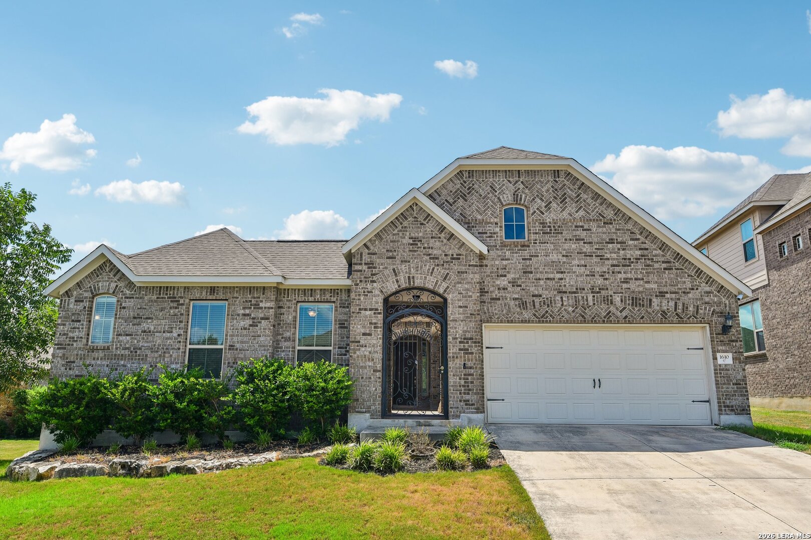 1610 Nightshade San Antonio TX 78260