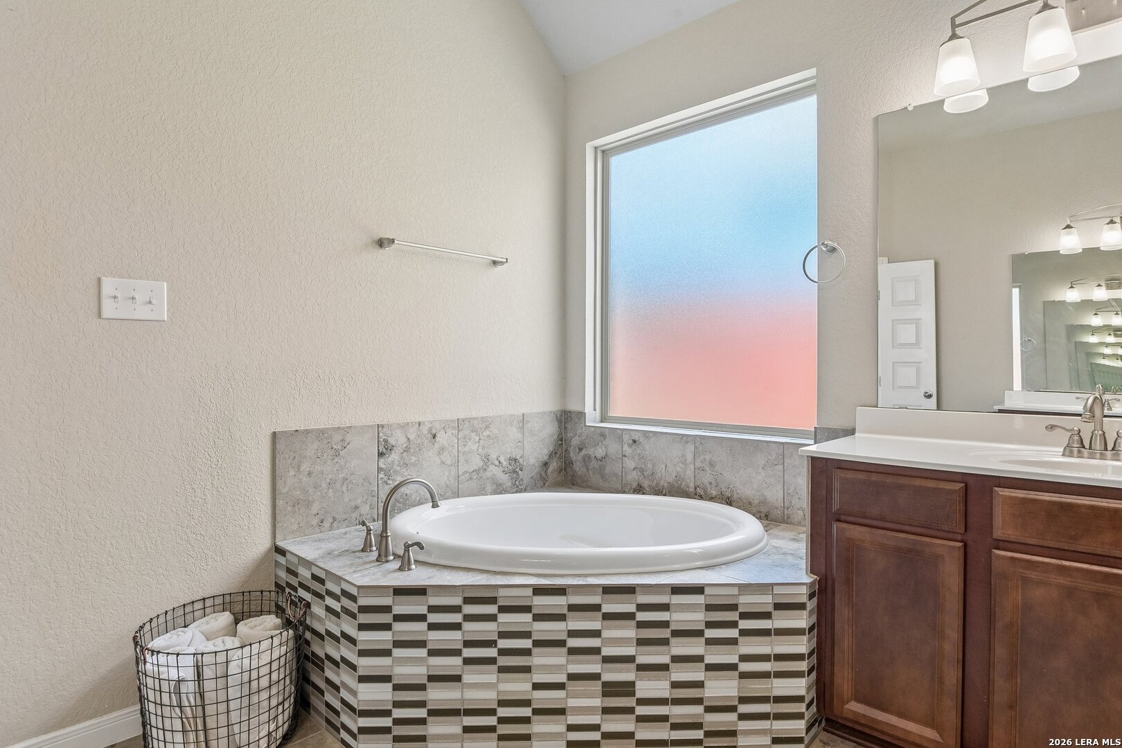 1610 Nightshade San Antonio TX 78260