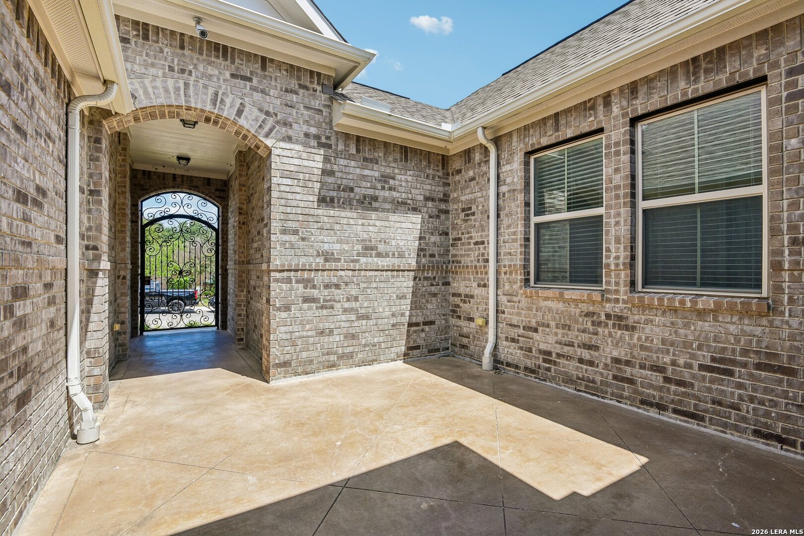 1610 Nightshade San Antonio TX 78260