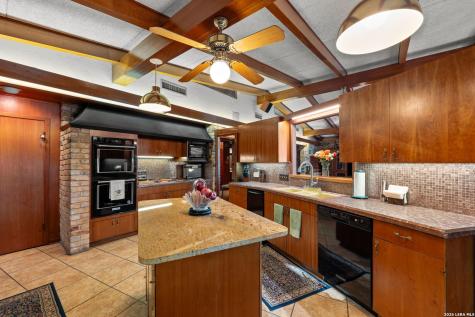 7142 Oakridge San Antonio TX 78229