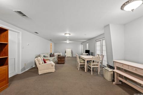 7142 Oakridge San Antonio TX 78229