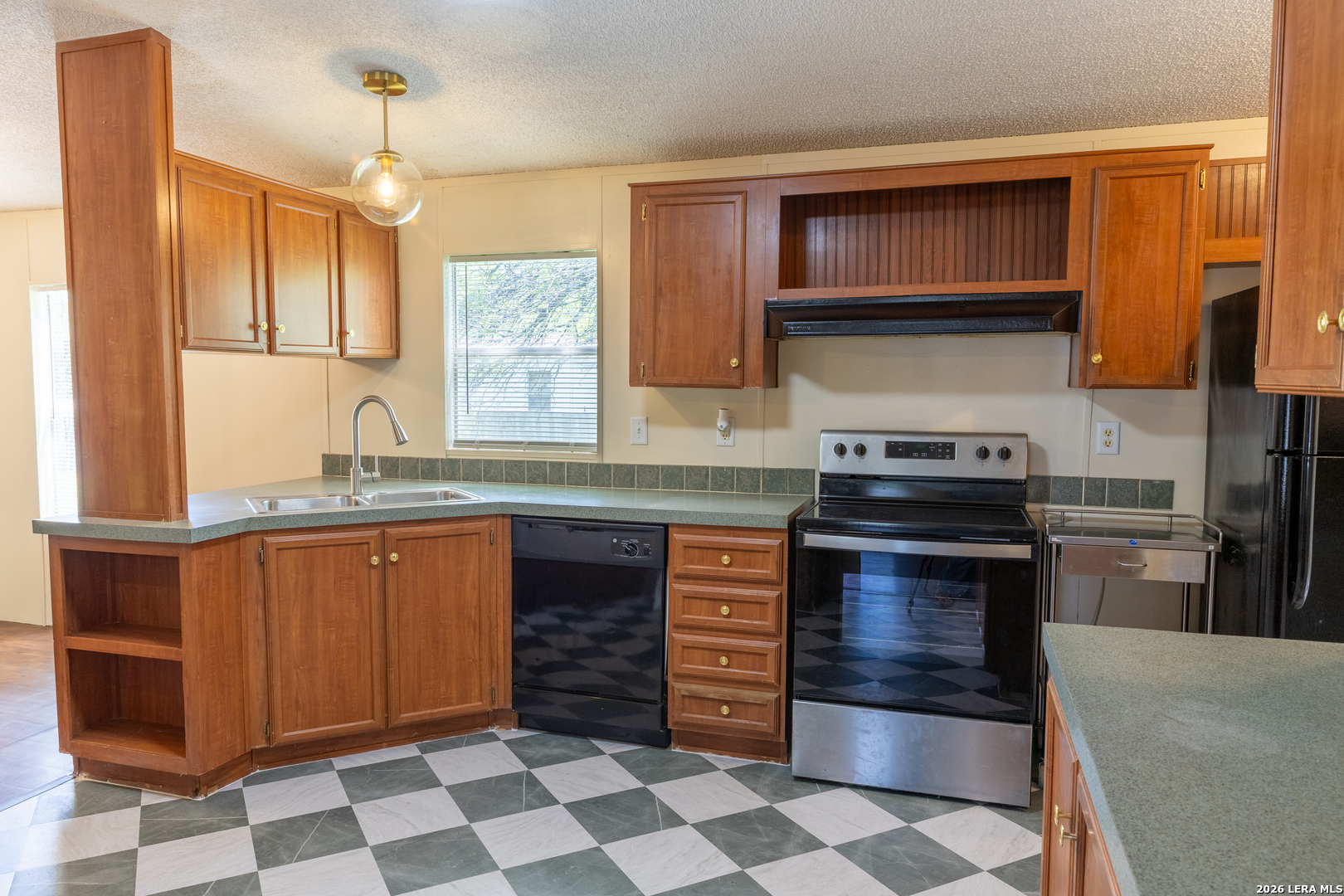 702 N 11th Street Junction TX 76849