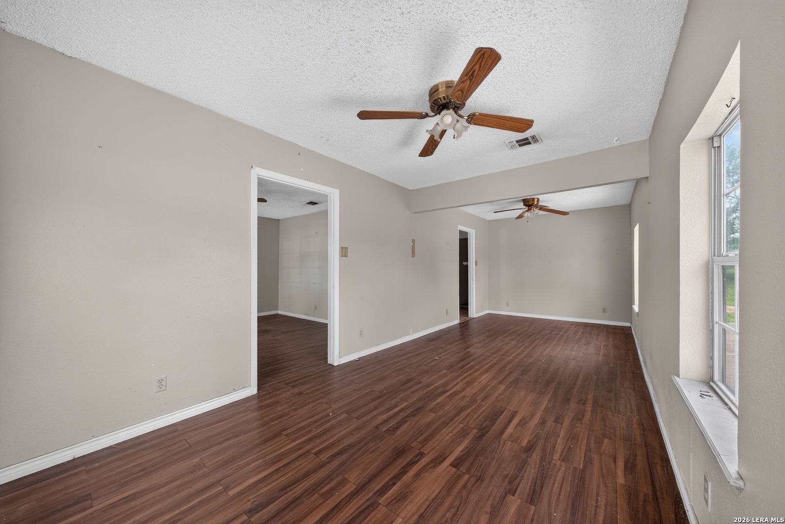 2107 El Jardin San Antonio TX 78237
