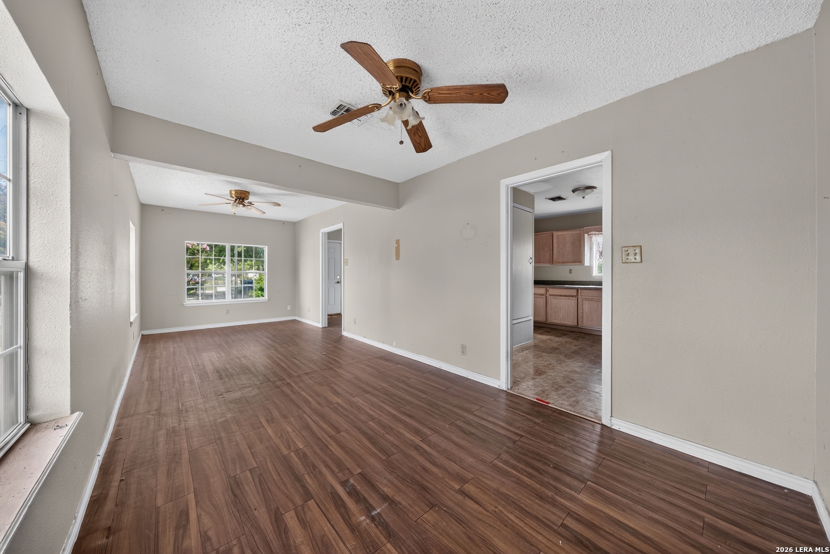 2107 El Jardin San Antonio TX 78237