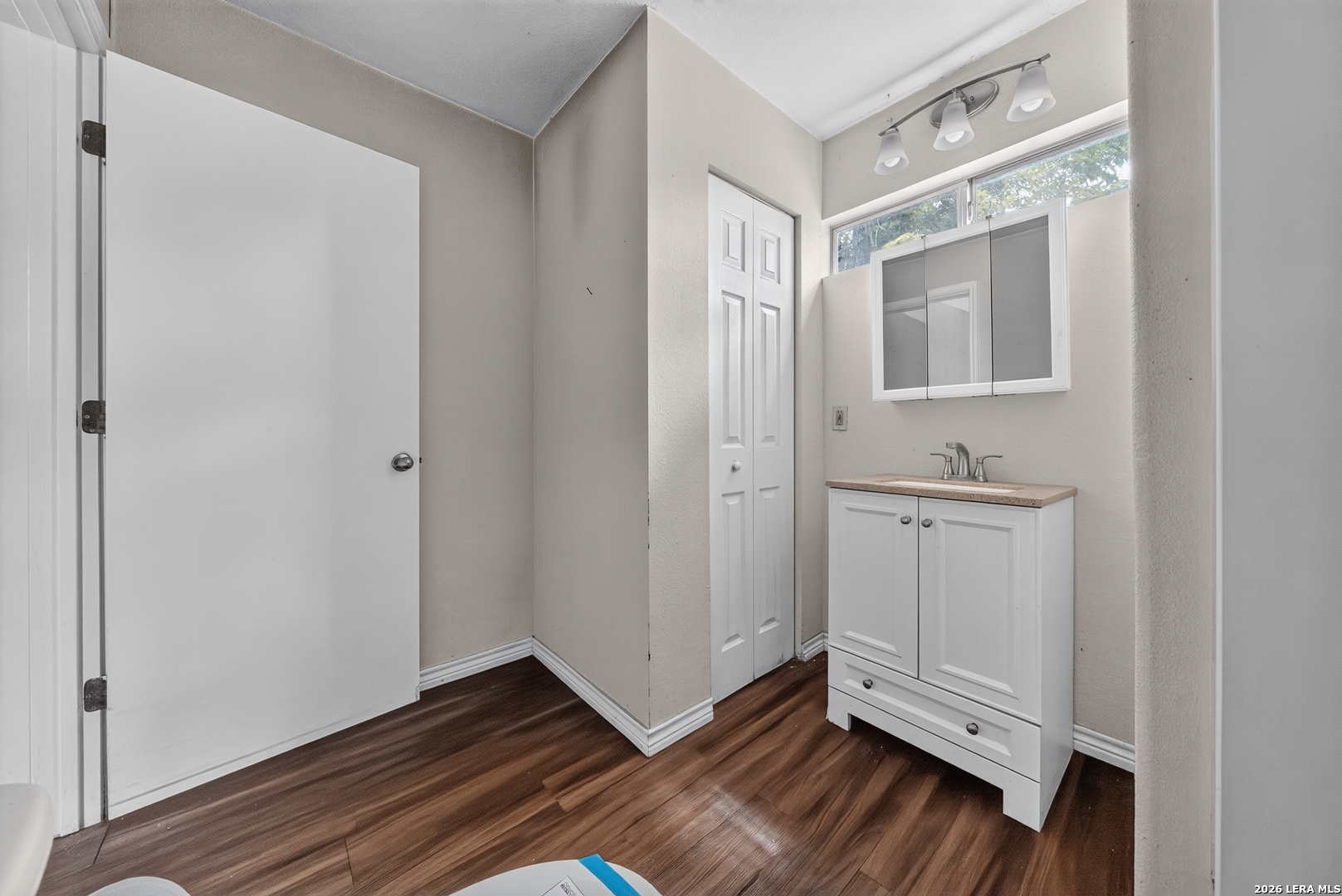 2107 El Jardin San Antonio TX 78237