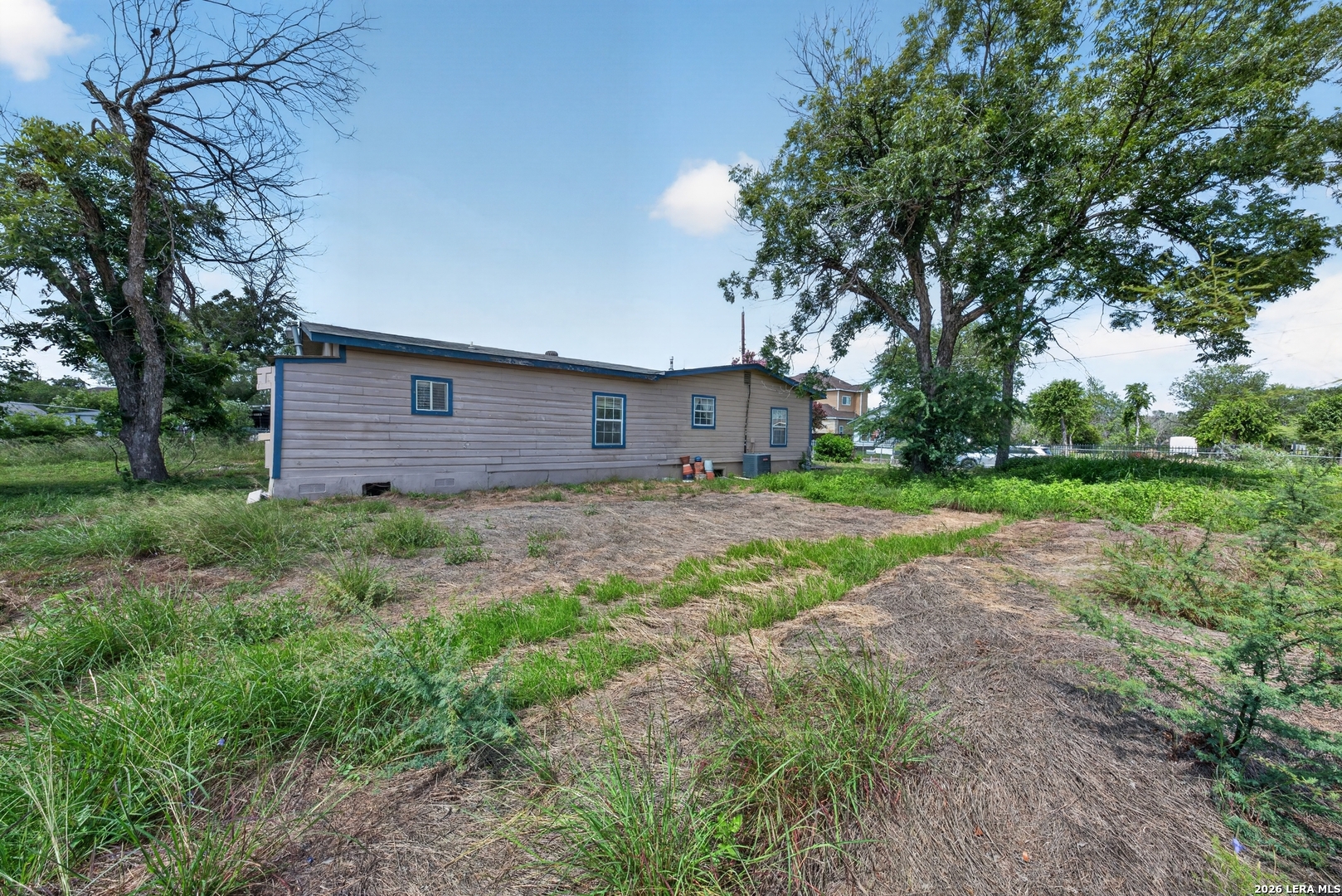 2107 El Jardin San Antonio TX 78237