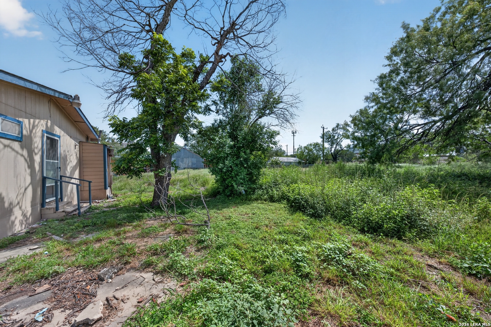 2107 El Jardin San Antonio TX 78237